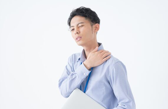 飯塚市の整骨院では四十肩の症状に合わせたオーダーメイドの施術を行います