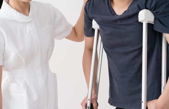 飯塚市で交通事故による骨折のご相談も承っておりますのでお聞かせください